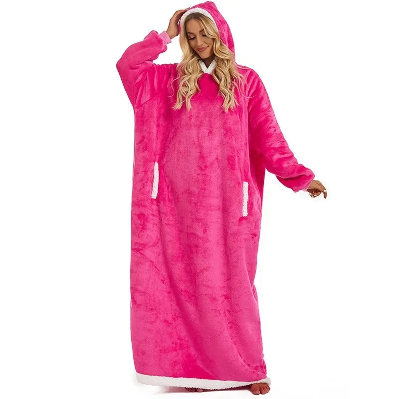 Winter Hooded Blanket with Pockets – Ultimate Home Comfort