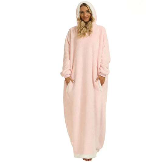 Winter Hooded Blanket with Pockets – Ultimate Home Comfort
